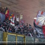 Curva sud tifosi cremonese stadio zini cremo crotone spettatori