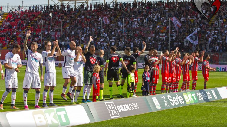 Il Crotone sale in A e ringrazia… Bisoli! [VIDEO]