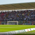 curva sud cremo crotone tifosi stadio zini