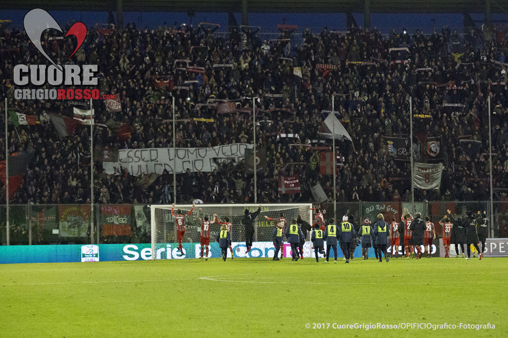 curva sud cremo spezia striscione tesser