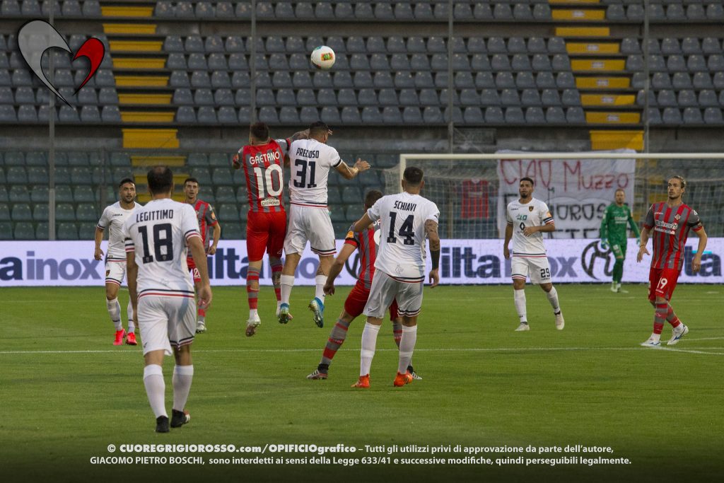Cremonese a caccia della settima perla di fila contro il Cosenza