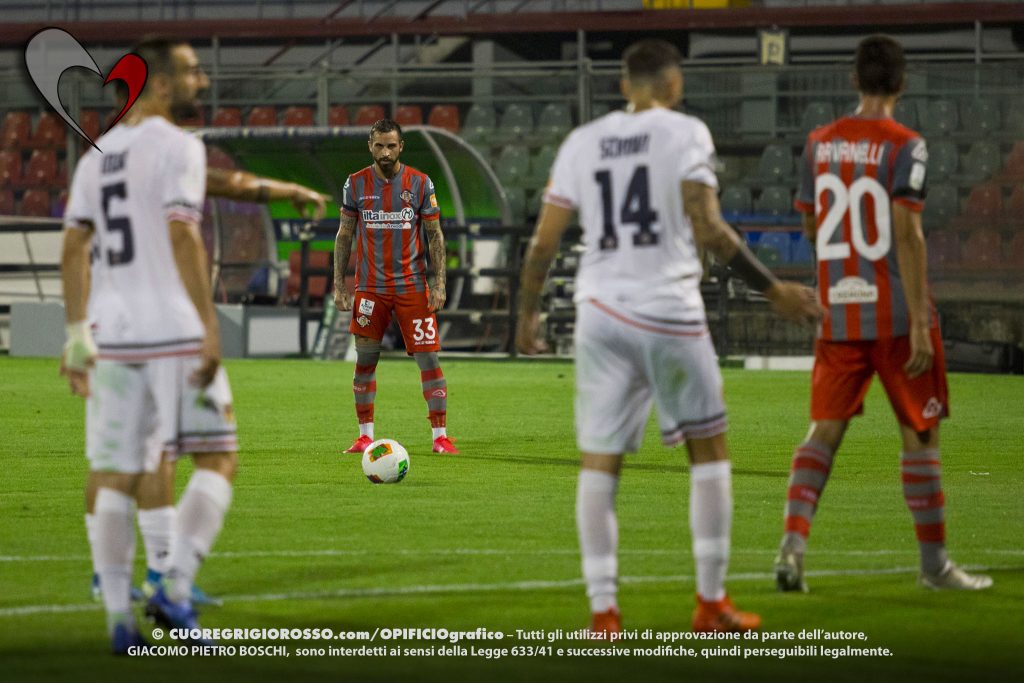 Serie B, Cosenza-Ascoli 2-1. Calabresi a -4