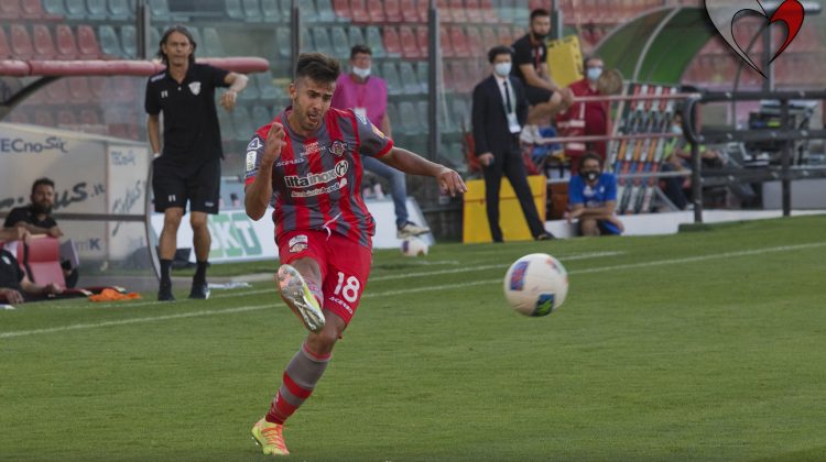 Brescia-Cremonese, i convocati di Pecchia. Out Strizzolo