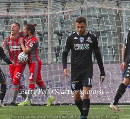 Serie B, l’Empoli fallisce l’allungo