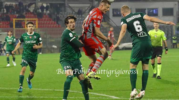 Le pagelle – Ciofani, non solo il gol. Valeri, distrazione fatale