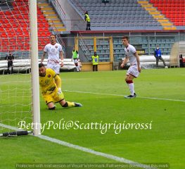 Reggina, Bellomo: «Giochiamo in casa e dobbiamo vincere»