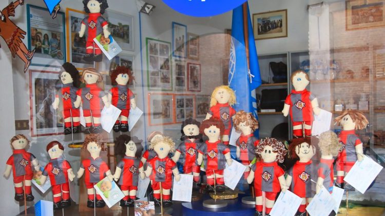 Beneficenza grigiorossa, Unicef lancia le pigotte della Cremonese