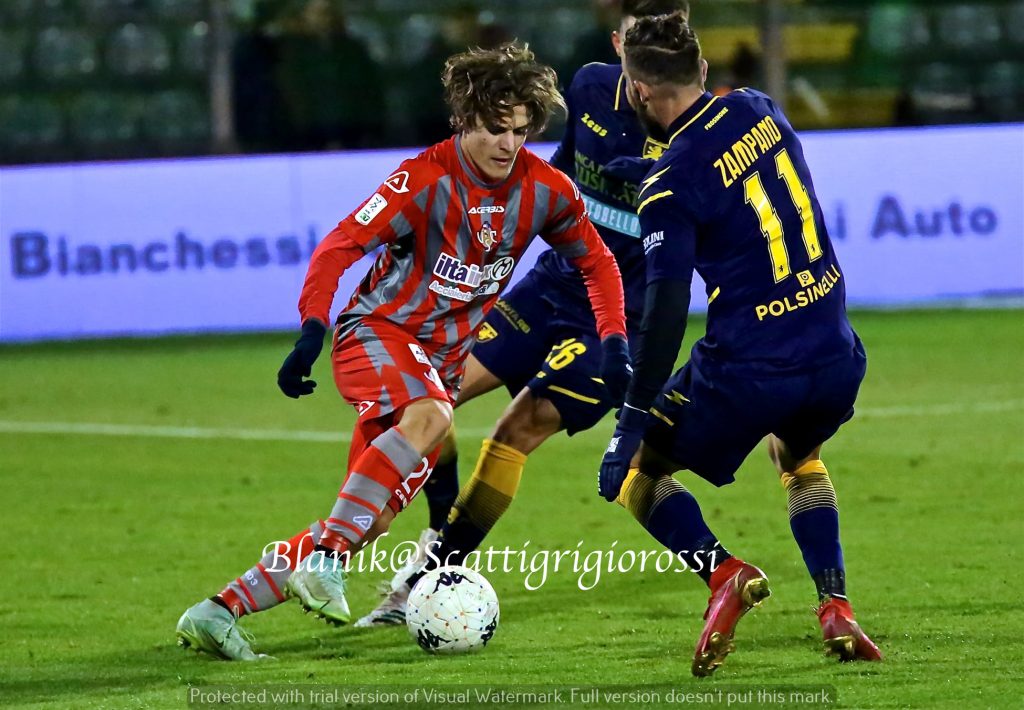 Crotone-Cremonese, le probabili formazioni