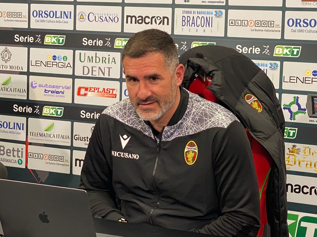 Ternana, Lucarelli: «Sfortunati, ma mi prendo le mie responsabilità»