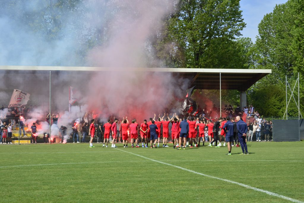 Cremonese, tifosi al Centro Arvedi per caricare la squadra [FOTO]