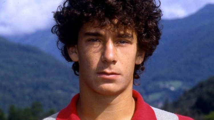 A Cremona parte delle luminarie natalizie dedicate a Gianluca Vialli