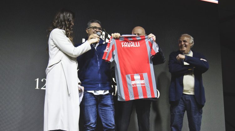 Cremonese, sorrisi e amarcord alla festa dei 120 anni