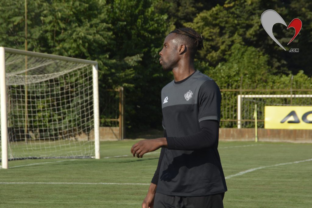 Cremonese, apprensione per Sarr durante l’allenamento