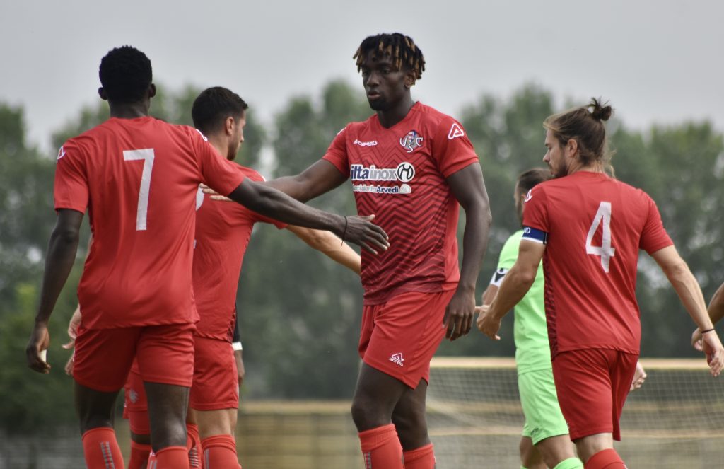 Cremonese, i primi rumors di mercato: da Valeri a Tsadjout