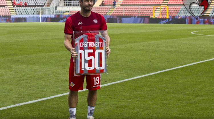 Tanti auguri a Castagnetti, pilastro della Cremonese