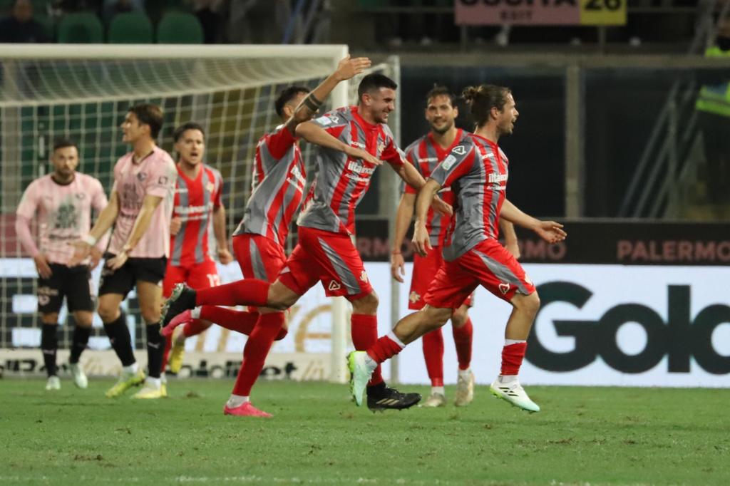 Cremonese, “Casta” al centro del villaggio