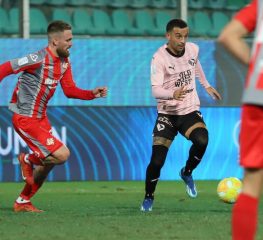 Cremonese, Majer ironico sui social rivede il gol: «Fallo netto!»