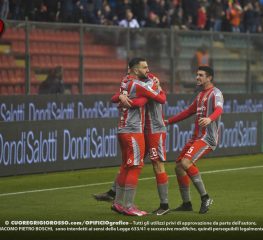 Cremonese, segnale al campionato