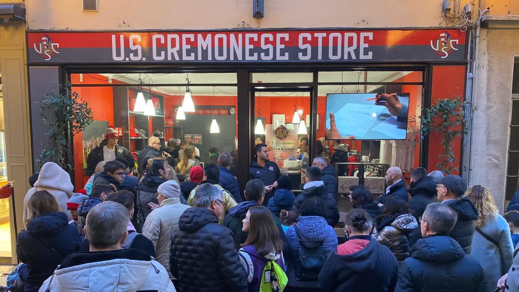 Cremonese, promozione di San Valentino all’USC Store