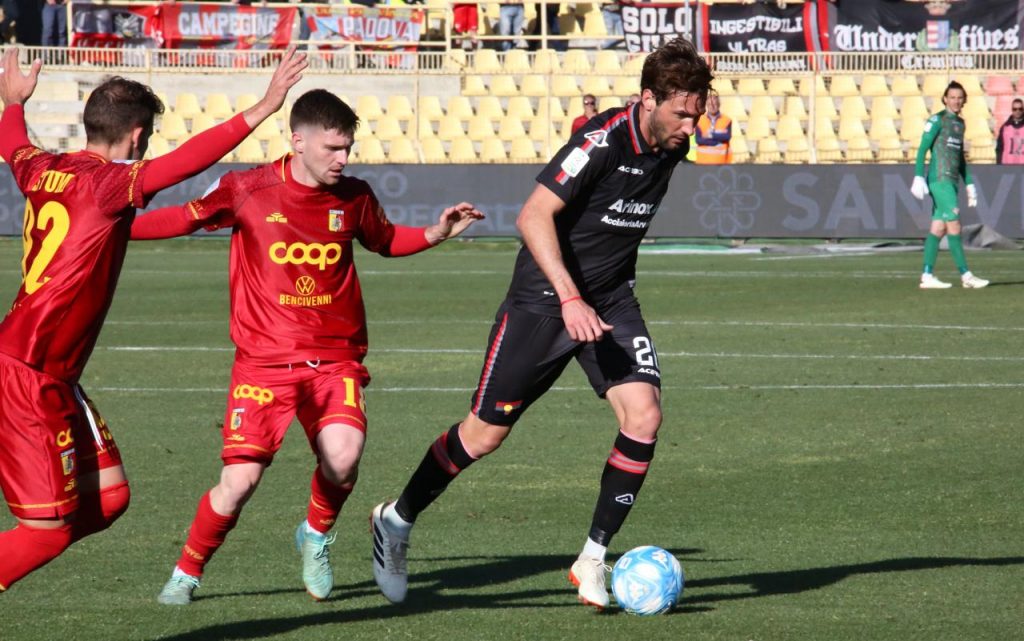 Cremonese, prima volta per Vazquez nel ruolo di mezzala destra