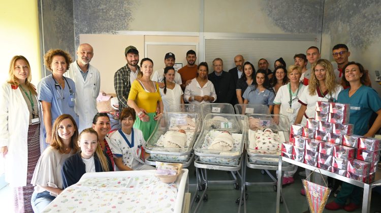 Cremonese, oltre 450 paia di calze donate ai neonati cremonesi