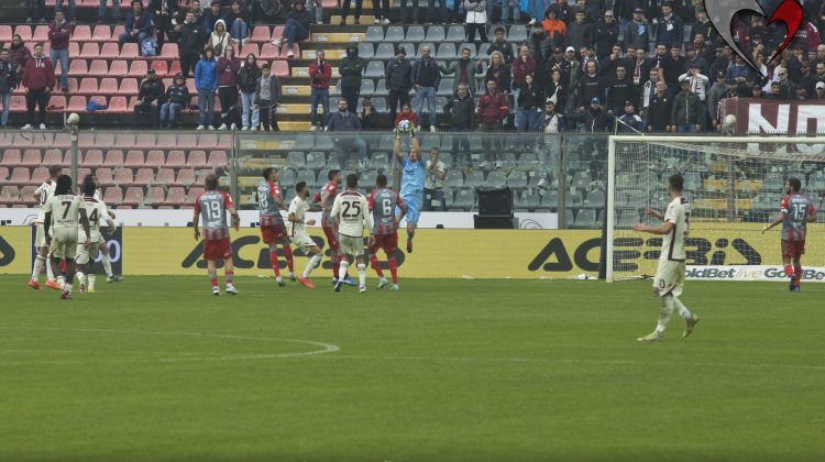 Cremonese, primo gol subito su azione nell’era Corini
