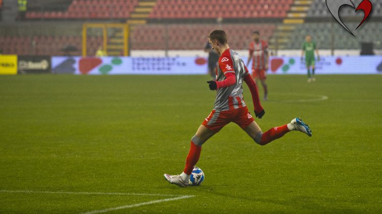 Cremonese, Johnsen declassato: ultima da titolare con Corini