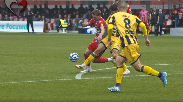 Le pagelle – Johnsen, gol della speranza. Azzi è distratto