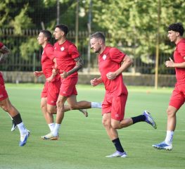 Cremonese-Parma, i convocati di mister Nicola