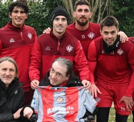 La Cremonese accoglie un grande tifoso grigiorosso al Centro Arvedi