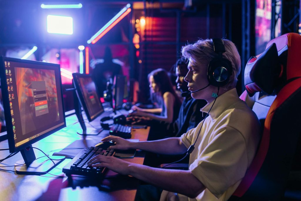 E-sport in Italia: da hobby di nicchia a mercato valutato in milioni di euro